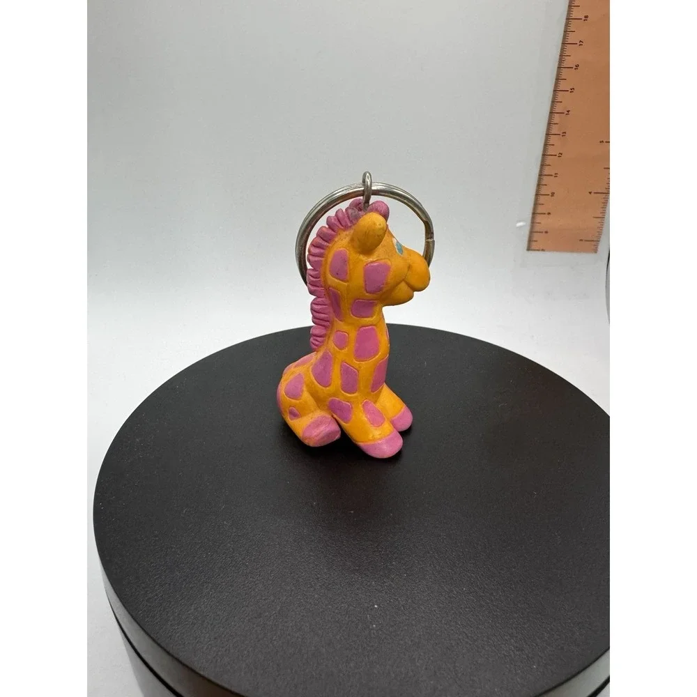 Vintage 1993 Avon Key‎ To Cuteness Keychain Circus Giraffe *No Box